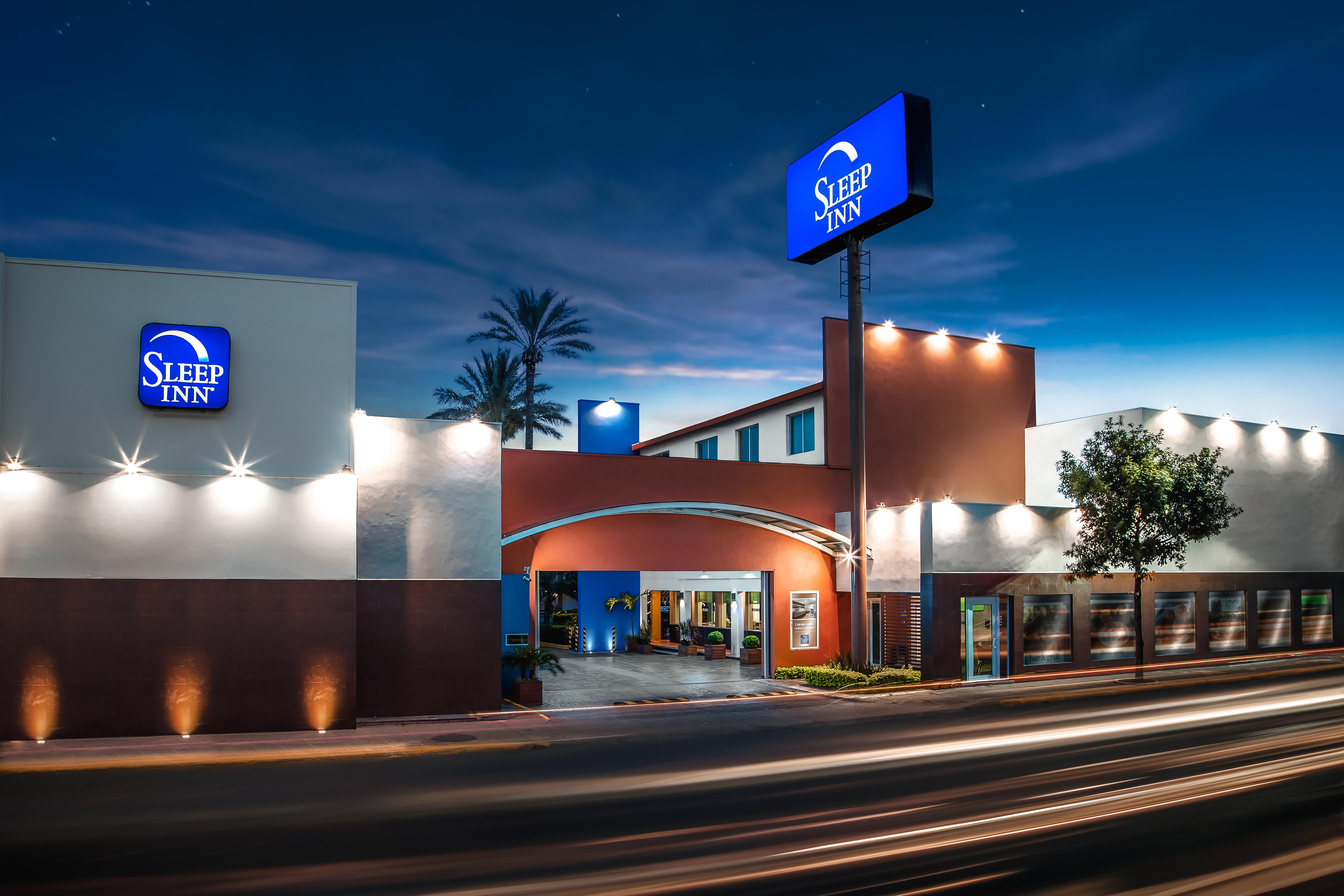スリープ イン モンテレイ ノルテ San Nicolás de los Garzas エクステリア 写真