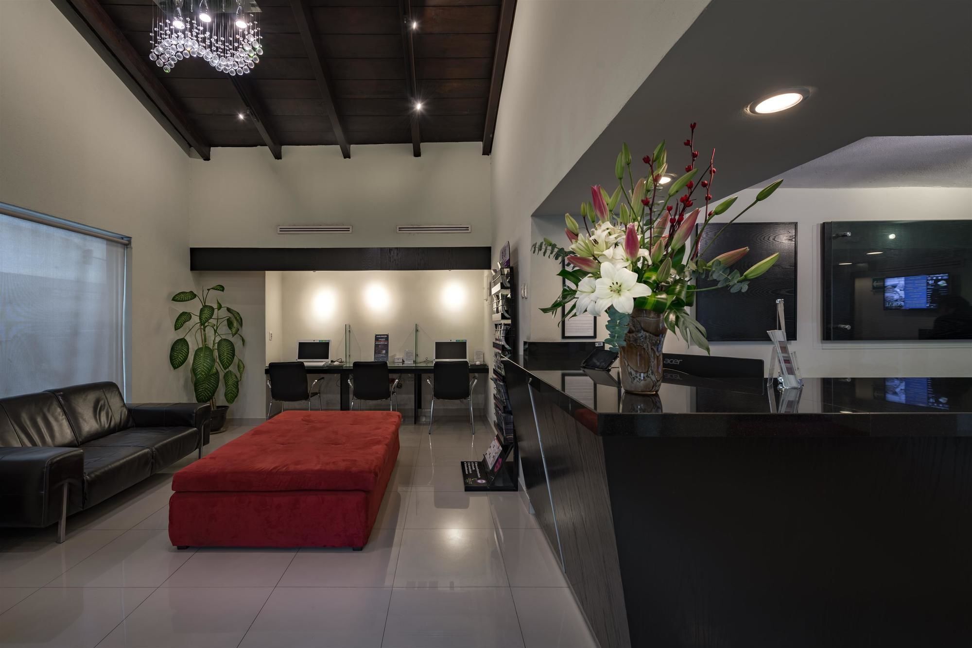 スリープ イン モンテレイ ノルテ San Nicolás de los Garzas エクステリア 写真